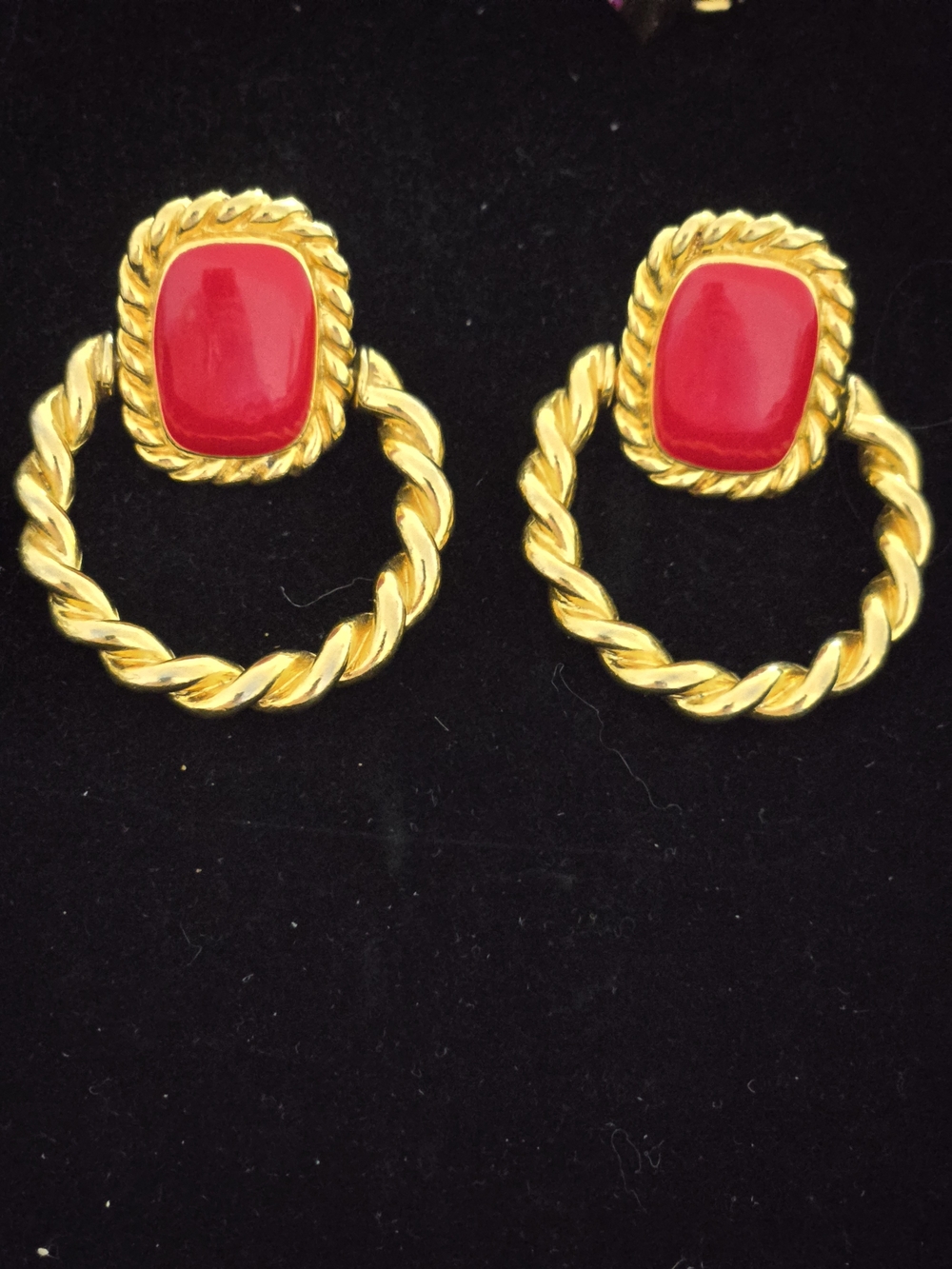 Vintage Large Gold Tone Red Enamel Door Knocker Clip On Earrings